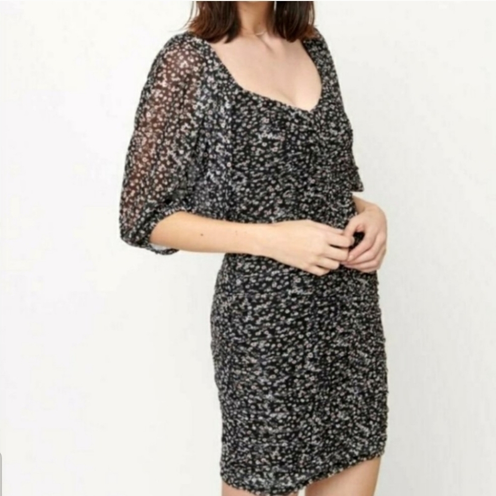 Dynamite Floral Ruched Puffed Sleeves Dress  sz M
